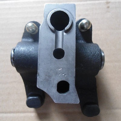 東風康明斯6BT發動機搖臂總成3934920 性能特點與選購指南