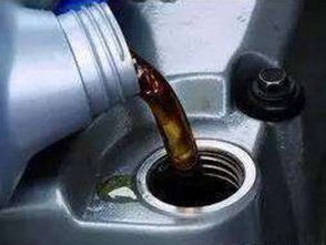 愛車燒機油尾管冒青煙？深度解析背后的元兇，起動機并非直接關聯